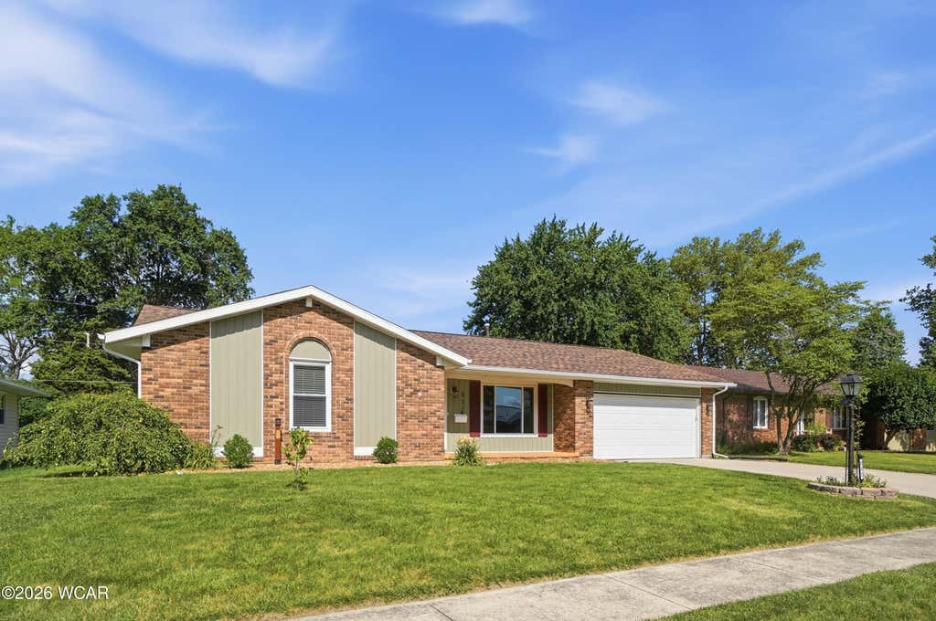 Photo of 537 Sunnymeade Lane, Lima, OH 45804 (MLS # 310889)