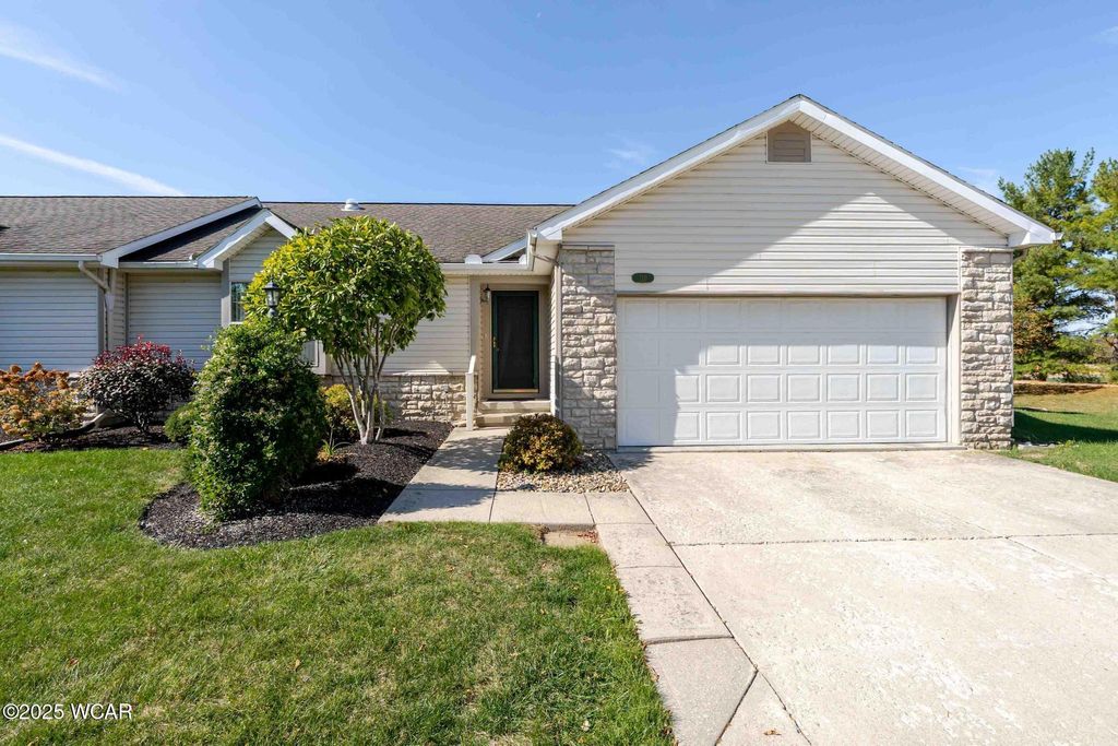 Photo of 110 Magnolia Lane, Bluffton, OH 45817 (MLS # 308548)