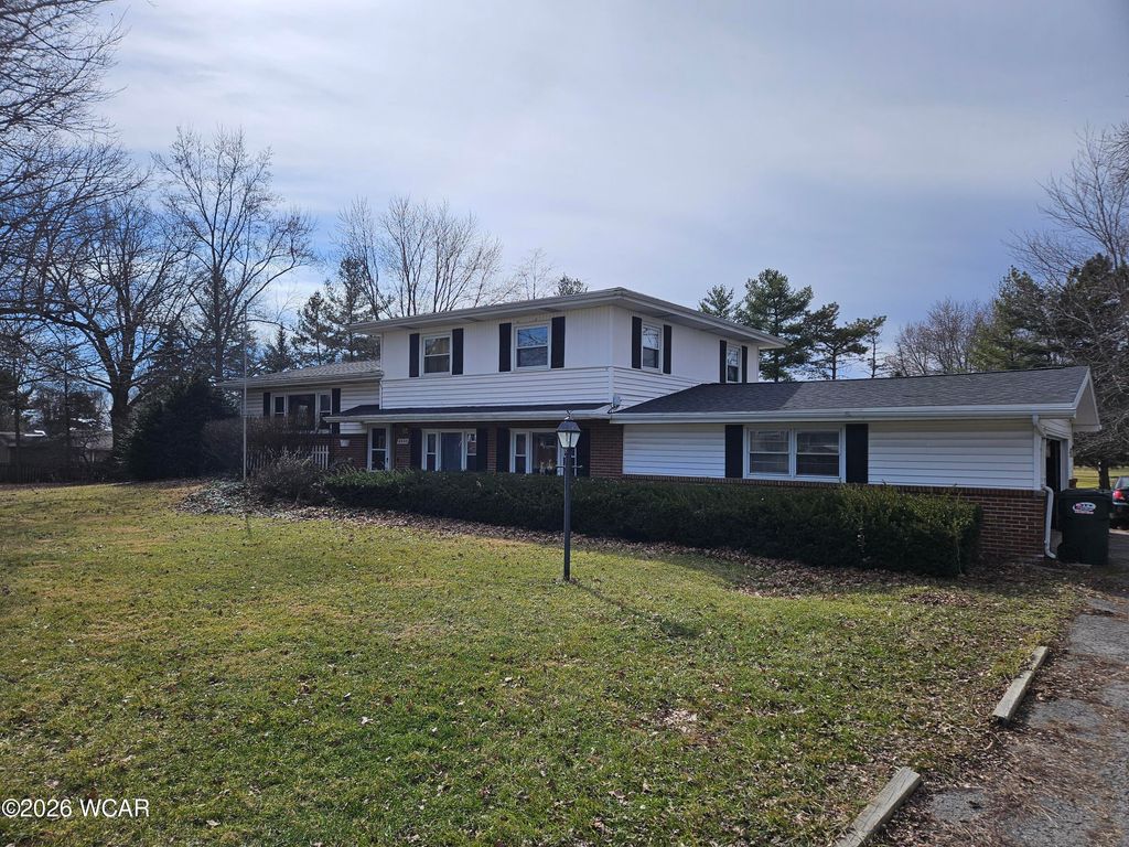 Photo of 4040 Shawnee Road, Lima, OH 45806 (MLS # 309616)