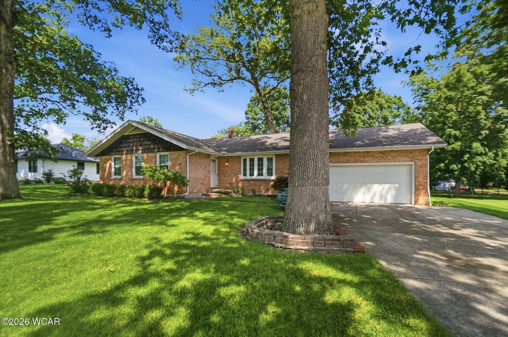 Photo of 3700 Groves Road, Lima, OH 45805 (MLS # 311262)