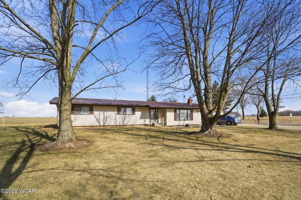Photo of 523 E Jackson Street, Middle Point, OH 45863 (MLS # 309564)