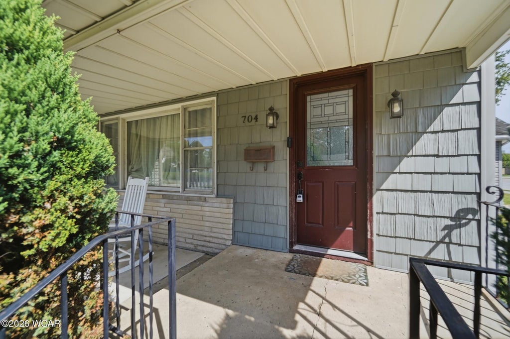 Photo of 704 S Clay Street, Delphos, OH 45833 (MLS # 311541)