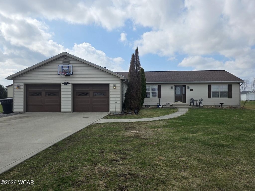 Photo of 608 N Adams Street, Middle Point, OH 45863 (MLS # 309665)