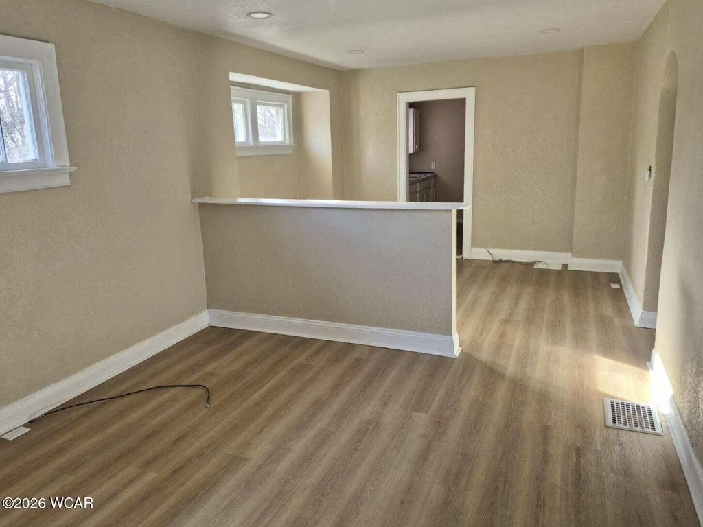 Photo of 546 Orena Avenue, Lima, OH 45804 (MLS # 309194)