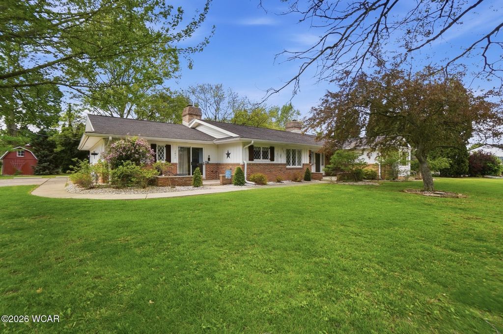 Photo of 1031 Fairfield Drive, Van Wert, OH 45891 (MLS # 310093)