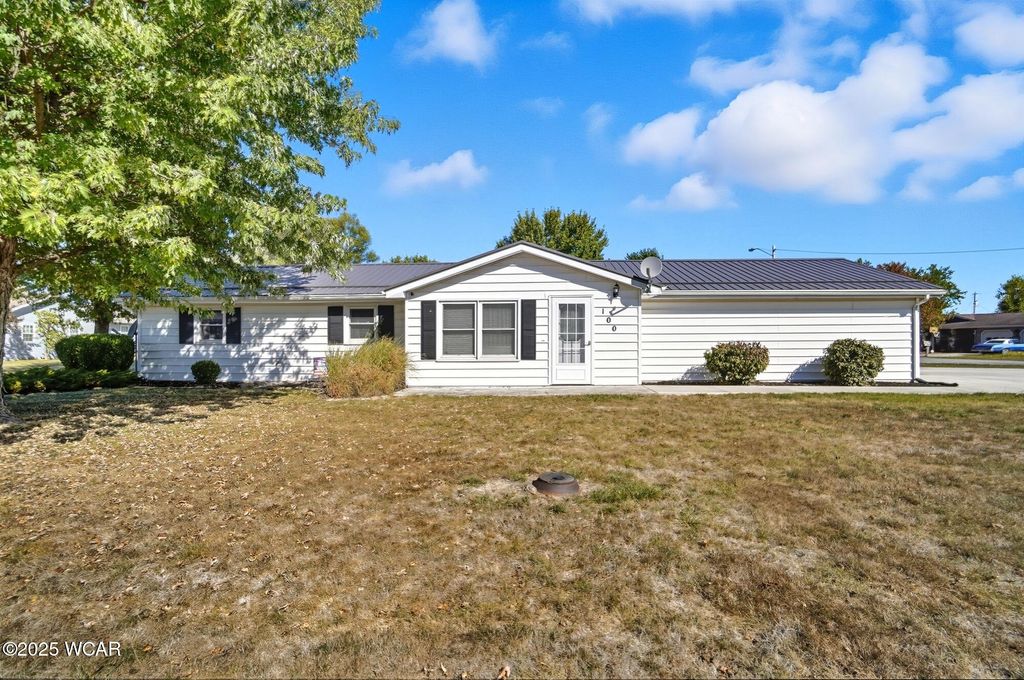 Photo of 100 Proxmire Street, Payne, OH 45880 (MLS # 308518)