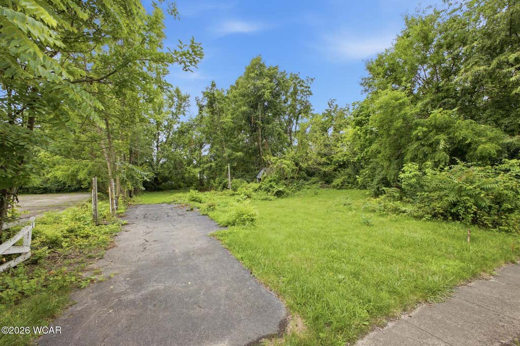 Photo of 0 E Albert Street, Lima, OH 45804 (MLS # 310751)