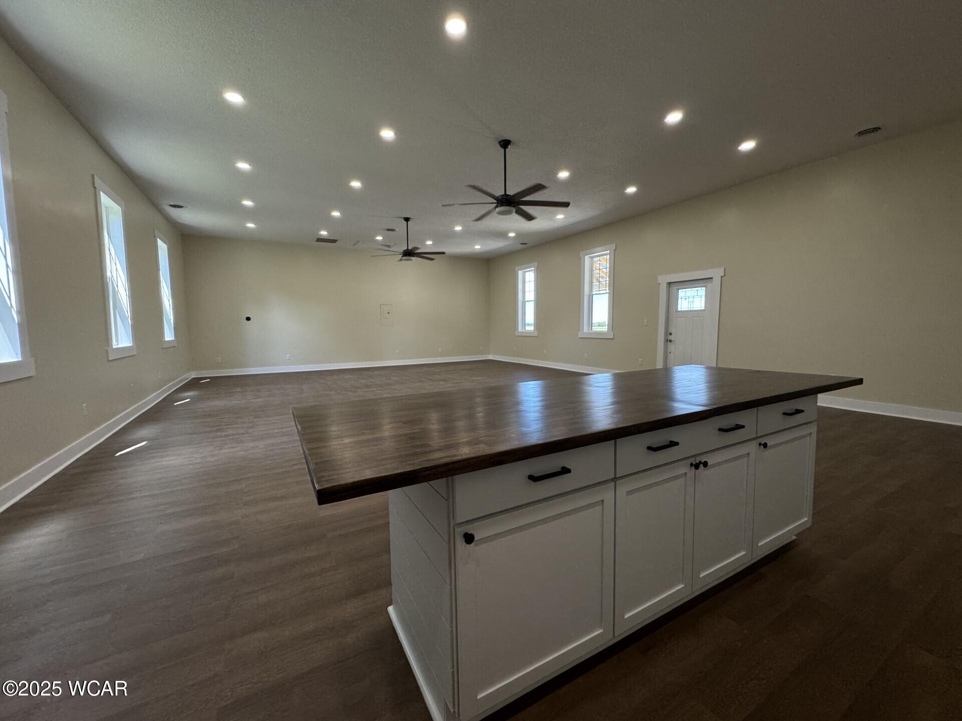 Elida, Ohio 45807, United States, 3 Bedrooms Bedrooms, ,2 BathroomsBathrooms,Residential,Active,202069