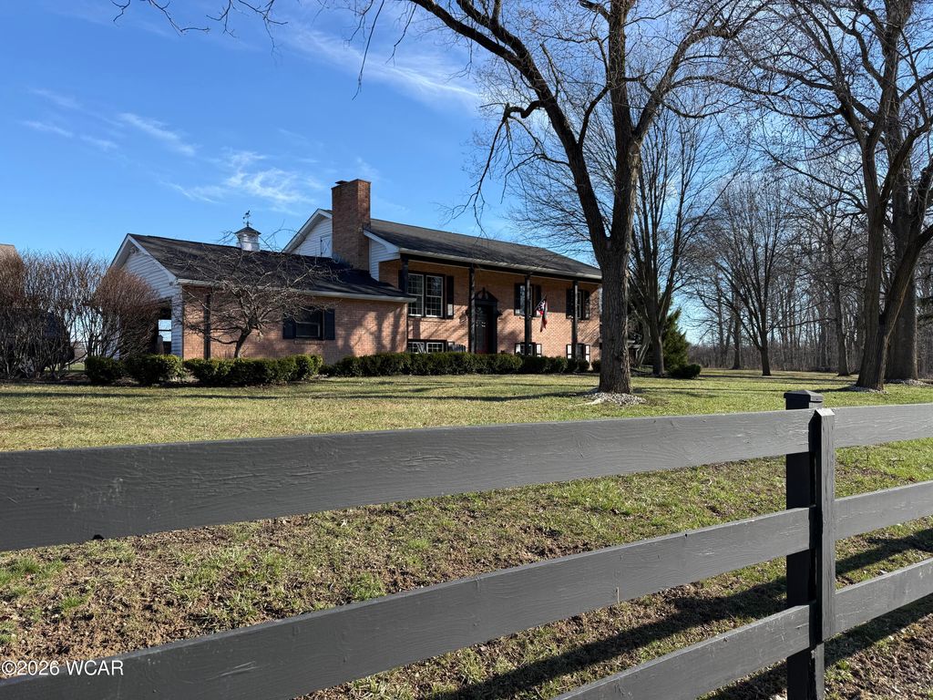 Photo of 7630 Spencerville Road, Lima, OH 45806 (MLS # 309621)