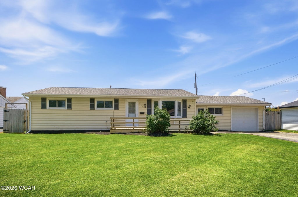 Photo of 402 E Main Street, Elida, OH 45807 (MLS # 310390)