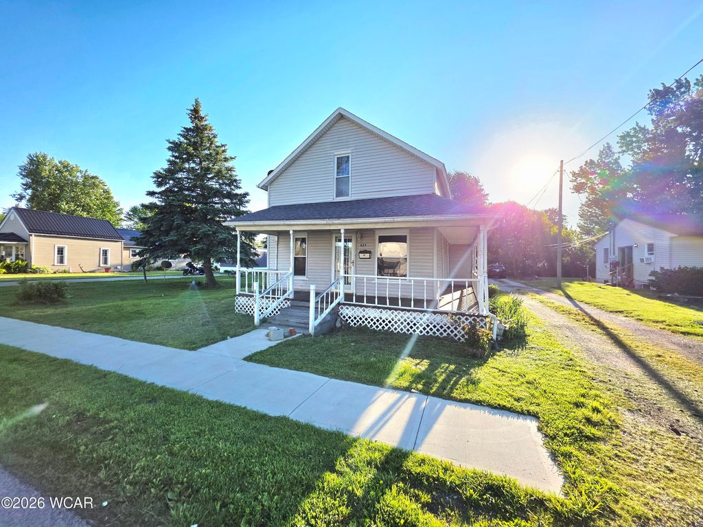 Photo of 425 Liberty Street, Ada, OH 45810 (MLS # 310222)