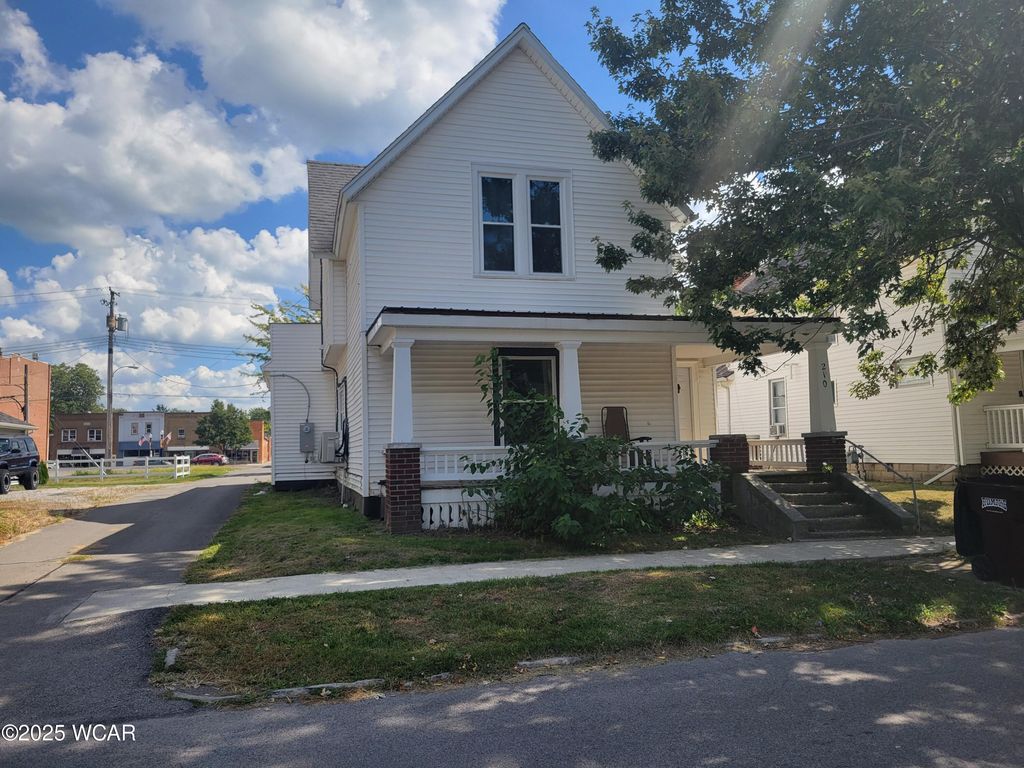 Photo of 210 N Gilbert Street, Ada, OH 45810 (MLS # 308525)