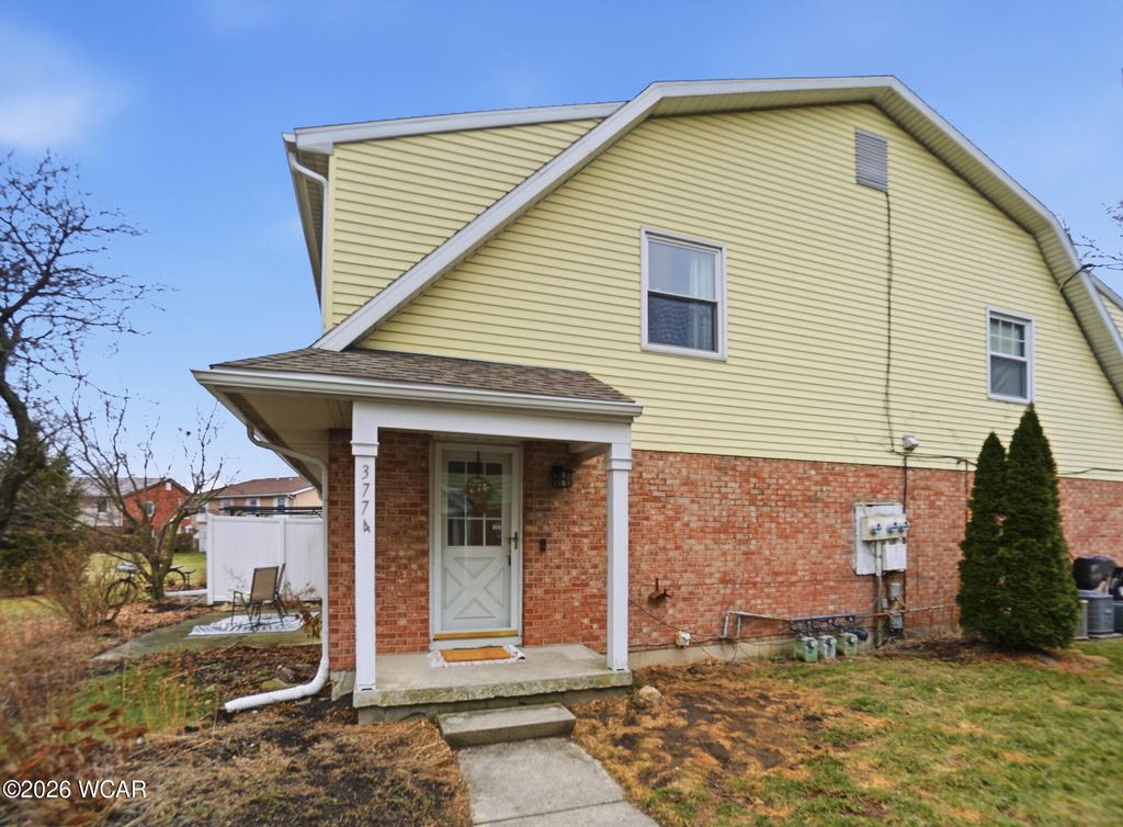 Photo of 3774 Mt Vernon Place, Lima, OH 45804 (MLS # 309520)