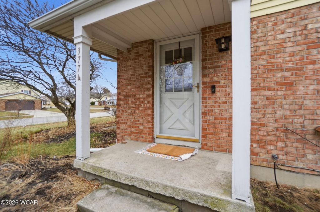 Photo of 3774 Mt Vernon Place, Lima, OH 45804 (MLS # 309520)