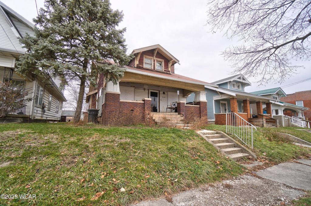 Photo of 530 W Elm Street, Lima, OH 45801 (MLS # 309052)