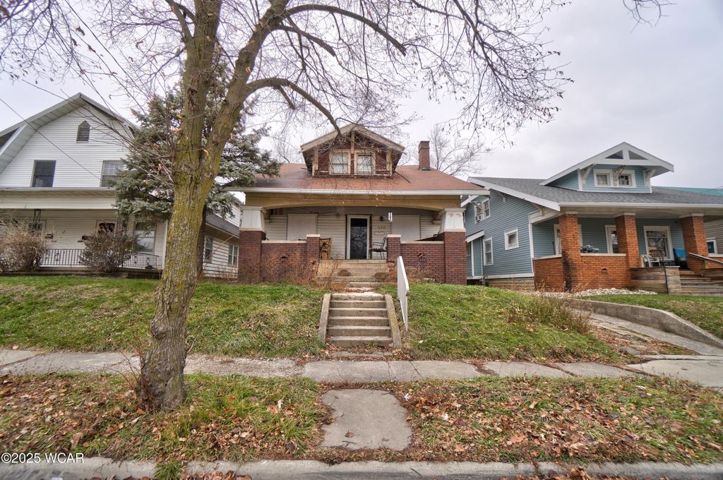 Photo of 530 W Elm Street, Lima, OH 45801 (MLS # 309052)