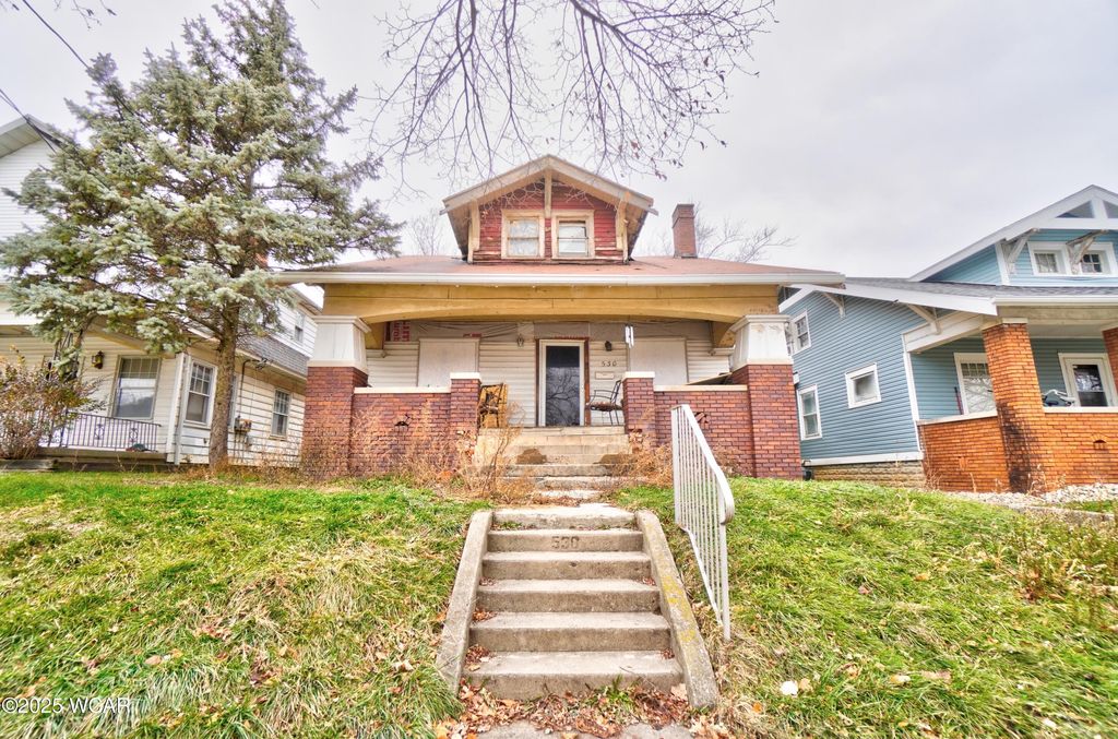 Photo of 530 W Elm Street, Lima, OH 45801 (MLS # 309052)