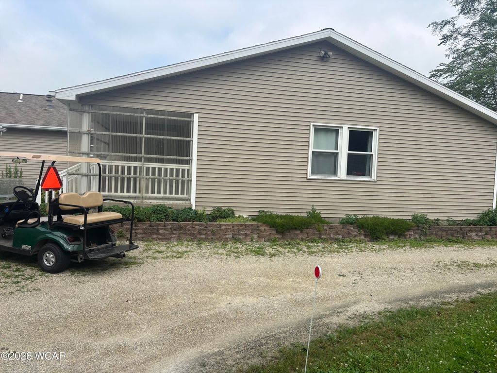 Photo of 20620 Mudsock Road, Wapakoneta, OH 45895 (MLS # 310789)