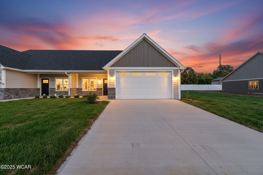 Photo of 1768 Creekside Court, Sidney, OH 45365 (MLS # 306850)