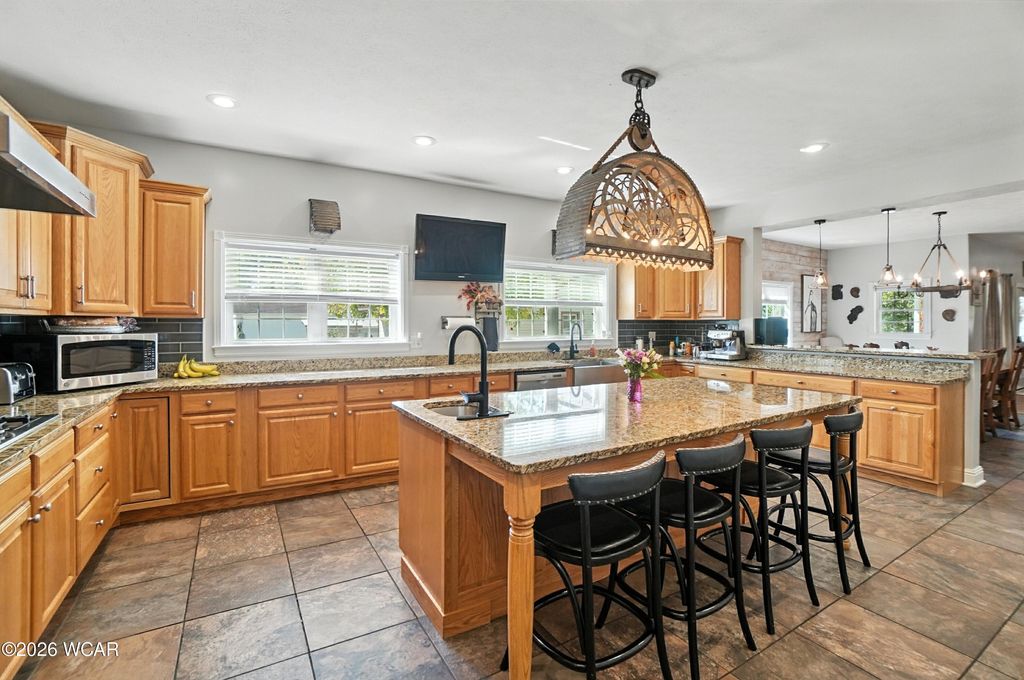 Photo of 602 Murray Street, Wapakoneta, OH 45895 (MLS # 309206)