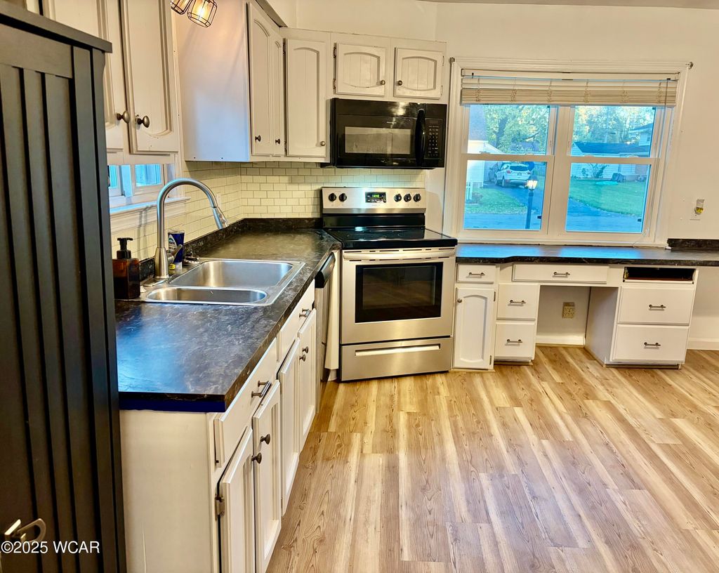 Photo of 620 Willard Avenue, Lima, OH 45804 (MLS # 308604)