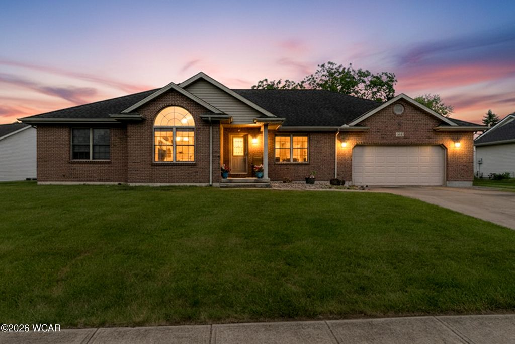 Photo of 1185 Huron Court, Sidney, OH 45365 (MLS # 310510)