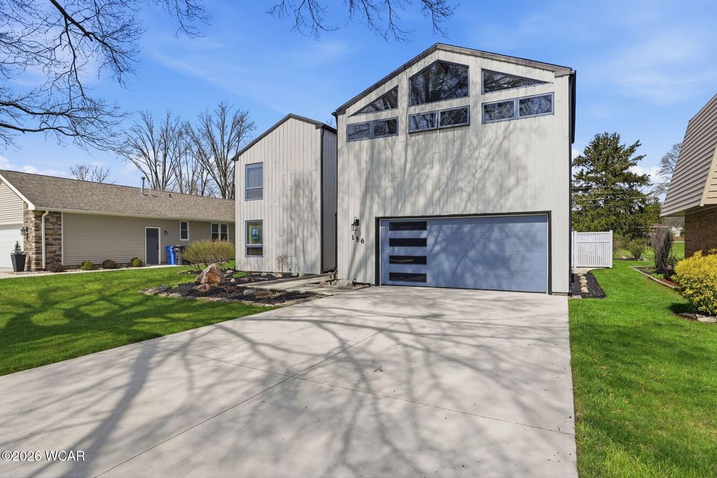Photo of 156 Marilyn Drive, Findlay, OH 45840 (MLS # 309889)