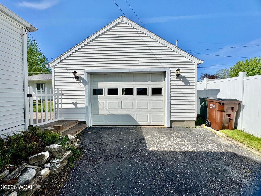 Photo of 509 E North Street, Kenton, OH 43326 (MLS # 310016)