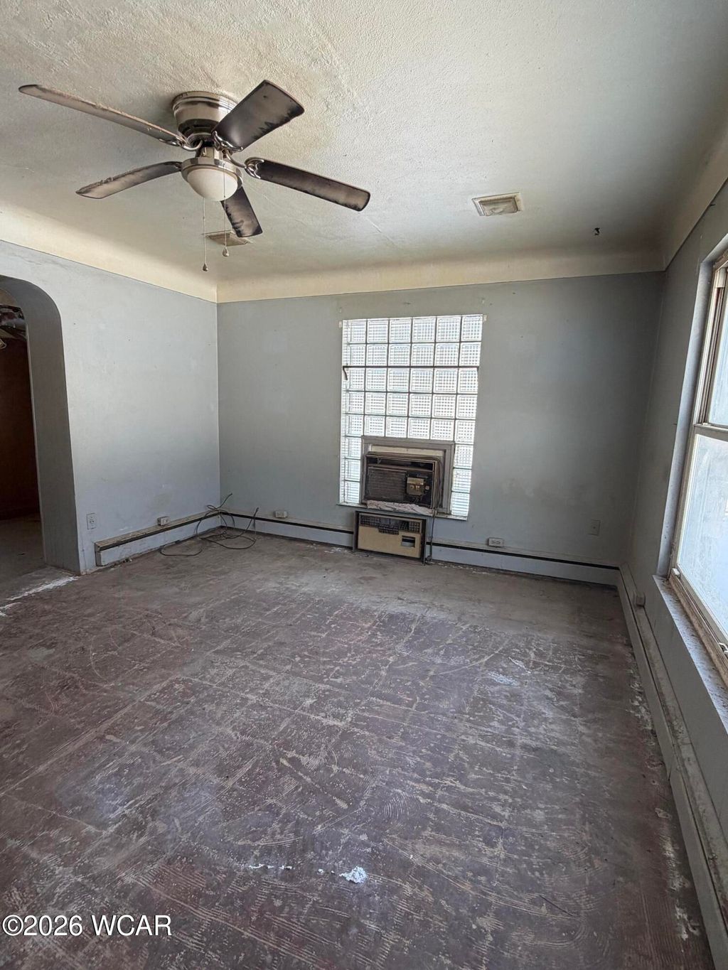 Photo of 862 Summit Street, Defiance, OH 43512 (MLS # 309601)