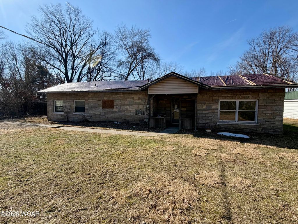 Photo of 862 Summit Street, Defiance, OH 43512 (MLS # 309601)