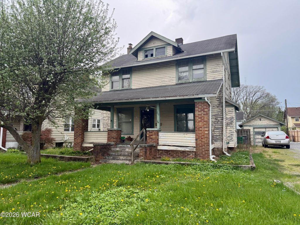 Photo of 711 College Avenue, Lima, OH 45805 (MLS # 310087)