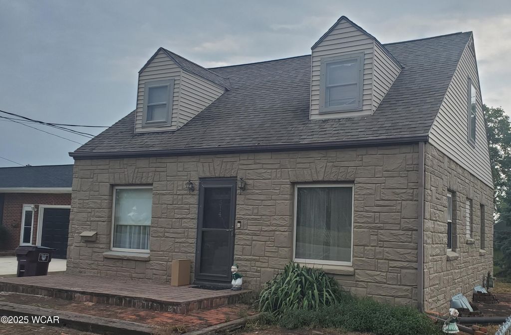 Photo of 514 N Cable Road, Lima, OH 45805 (MLS # 308005)