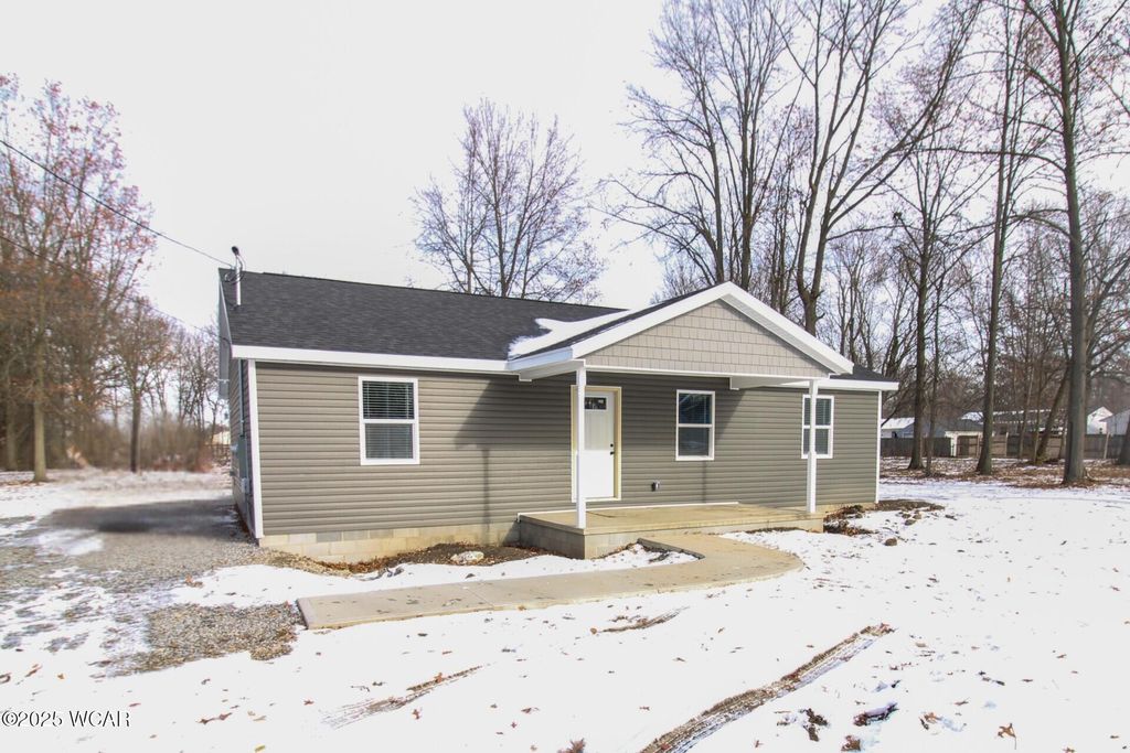 Photo of 1004 Sherman Avenue, Lima, OH 45801 (MLS # 308945)