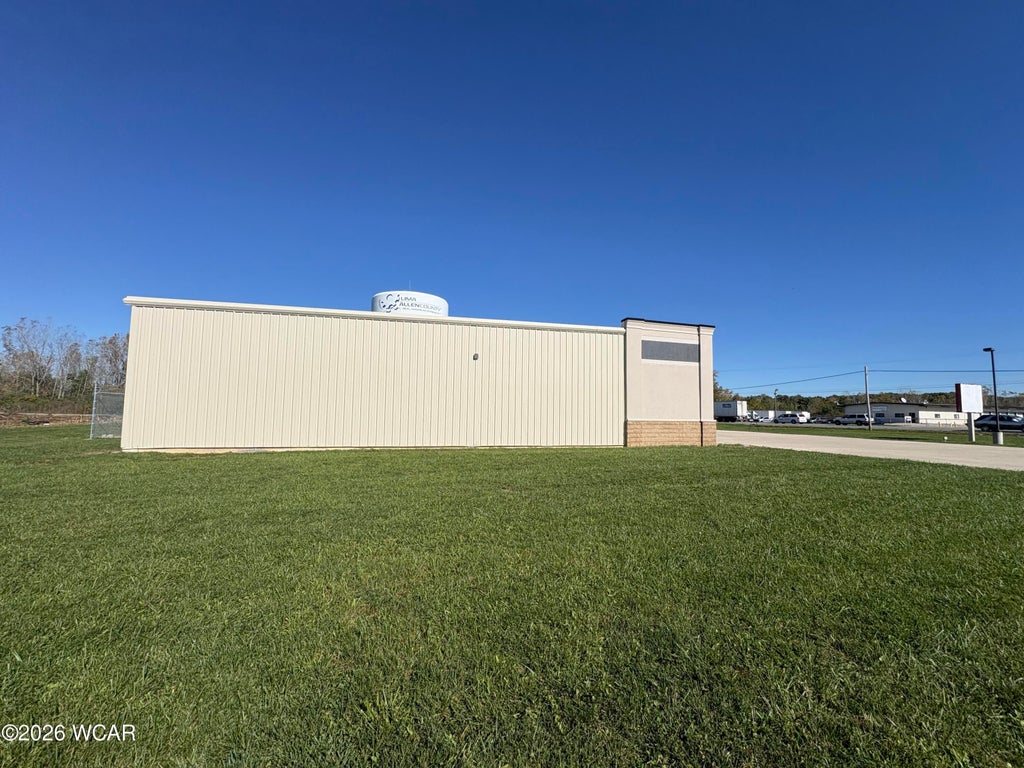 Photo of 2101 Central Point Parkway, Lima, OH 45804 (MLS # 311888)