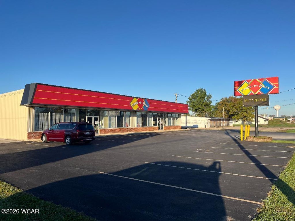 Photo of 4175 Elida Road, Lima, OH 45807 (MLS # 311808)