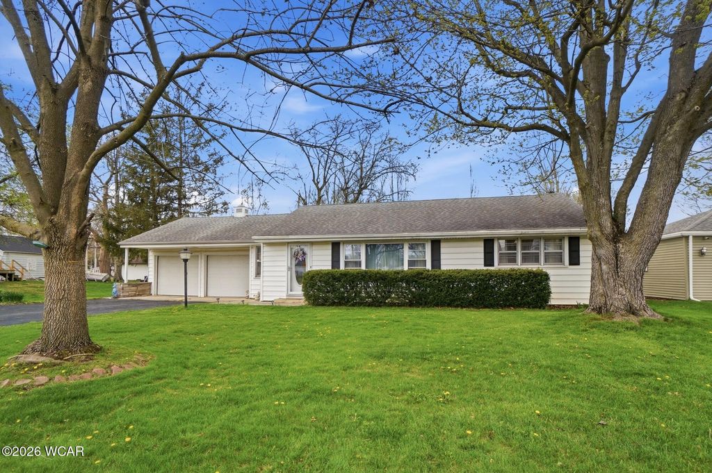 Photo of 835 S Race Street, Van Wert, OH 45891 (MLS # 309967)