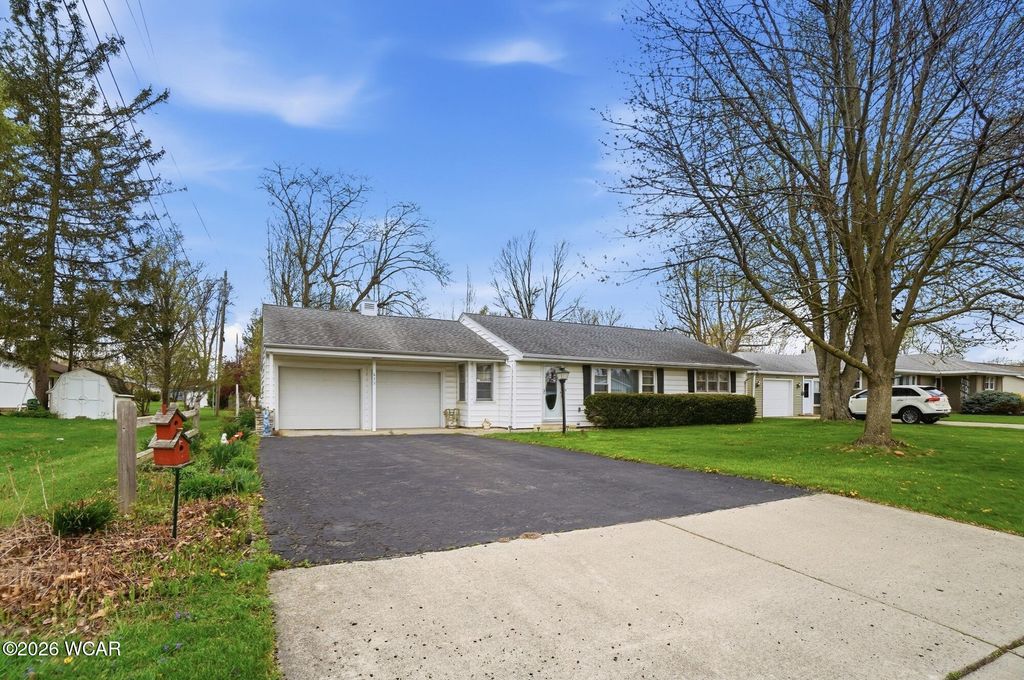 Photo of 835 S Race Street, Van Wert, OH 45891 (MLS # 309967)