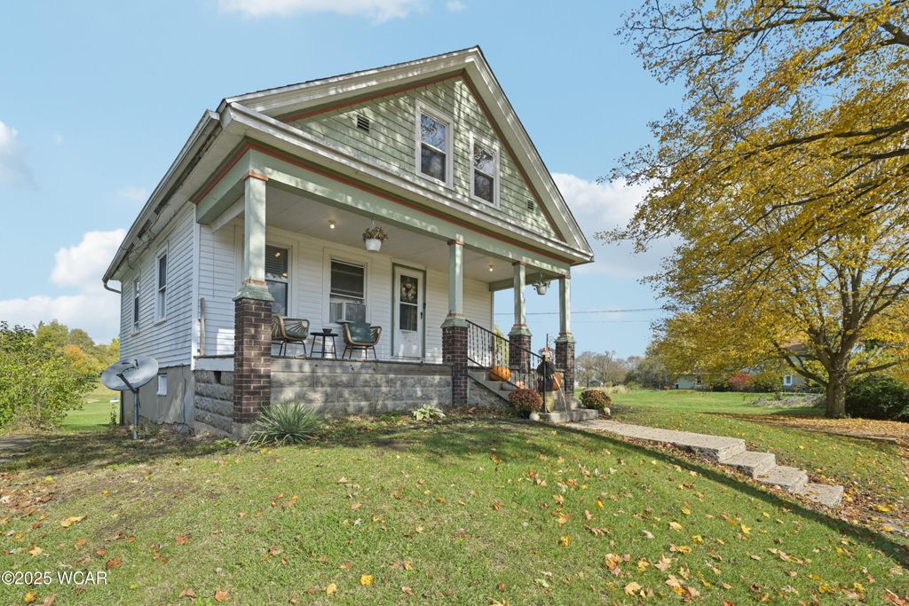 Photo of 128 E Bennett Street, Woodstock, OH 43084 (MLS # 308730)