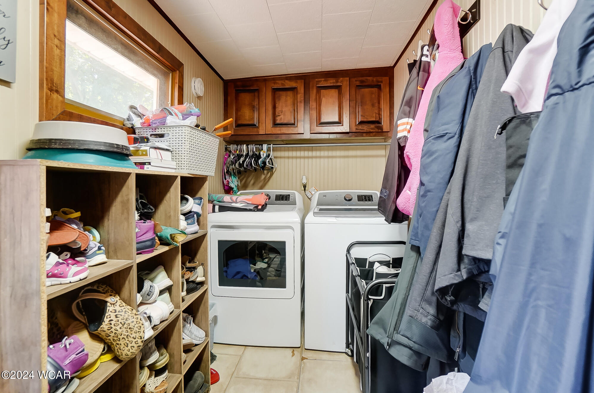 Ottawa, Ohio 45875, United States, 3 Bedrooms Bedrooms, ,2 BathroomsBathrooms,Residential,Pending,44509