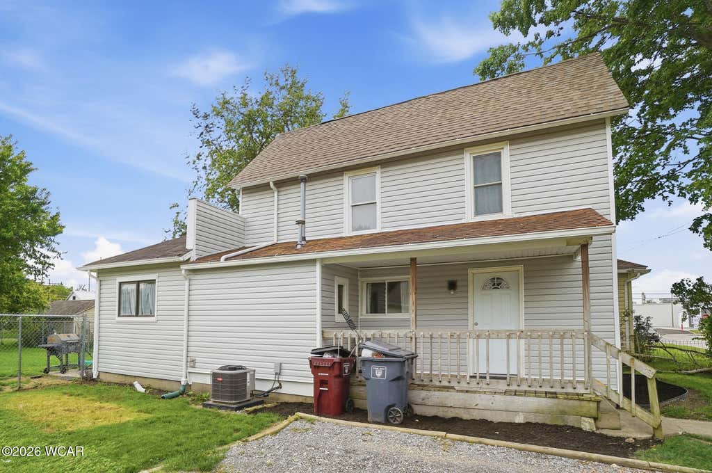 Photo of 823 Holly Street, Lima, OH 45804 (MLS # 310514)