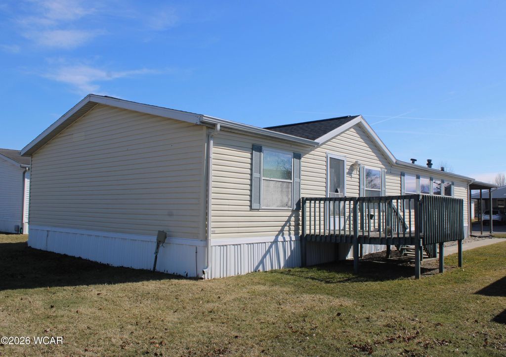 Photo of 234 Buckingham Drive, Lima, OH 45807 (MLS # 309646)