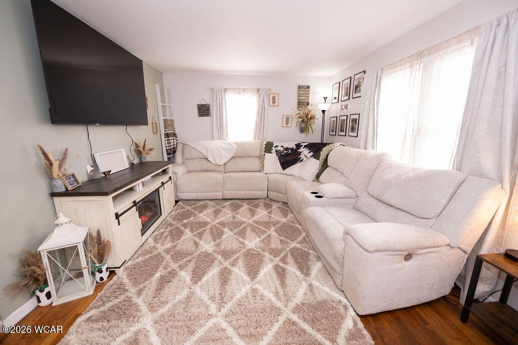 Photo of 1215 S Blanchard Street, Findlay, OH 45840 (MLS # 309778)