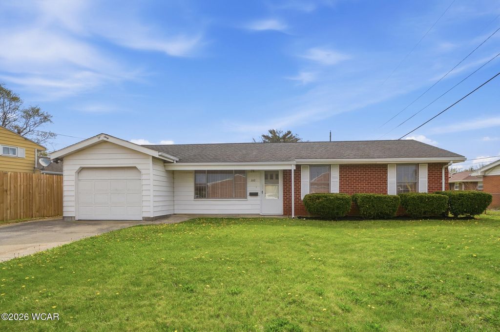 Photo of 660 Columbia Drive, Lima, OH 45805 (MLS # 309985)
