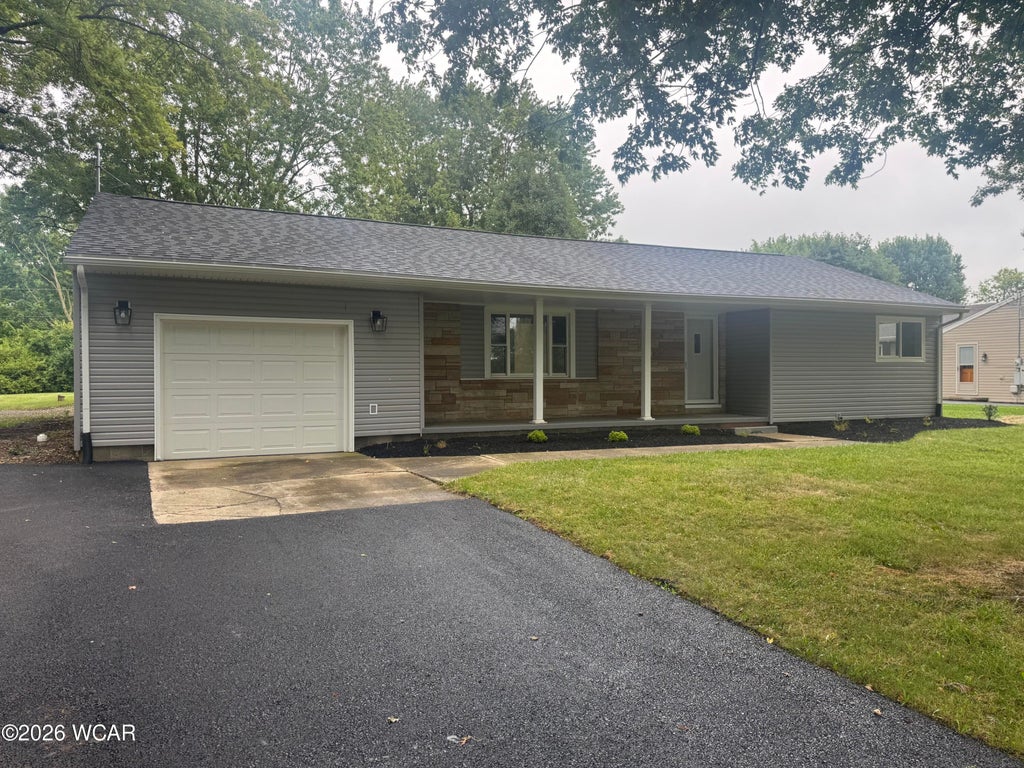 Photo of 11786 Hillcrest Drive, Kenton, OH 43326 (MLS # 311523)