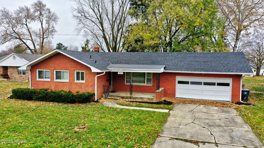 Photo of 524 S Collins Avenue, Lima, OH 45804 (MLS # 308164)