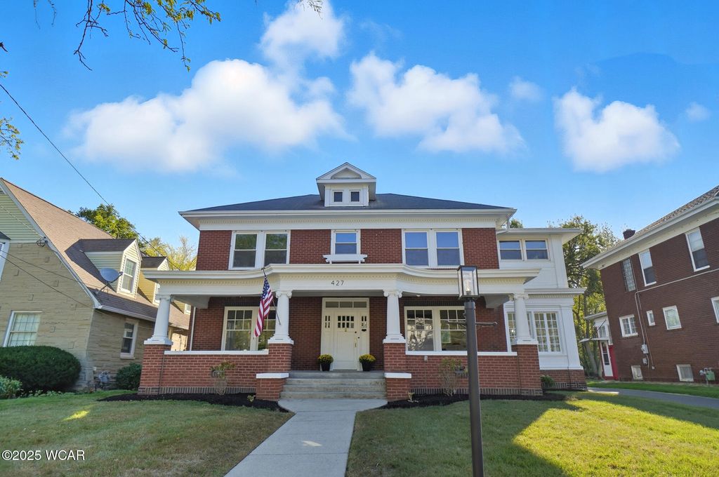 Photo of 427 S Kenilworth Avenue, Lima, OH 45805 (MLS # 308316)