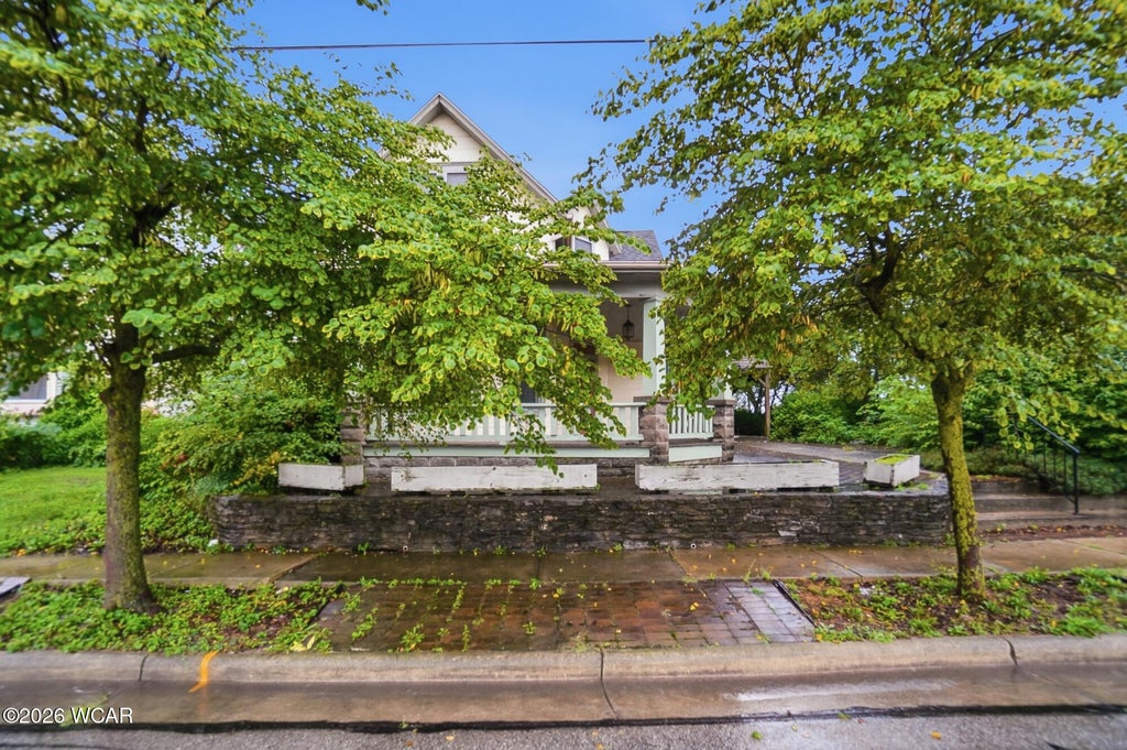 Photo of 131 S Spruce Street, Saint Marys, OH 45885 (MLS # 311244)