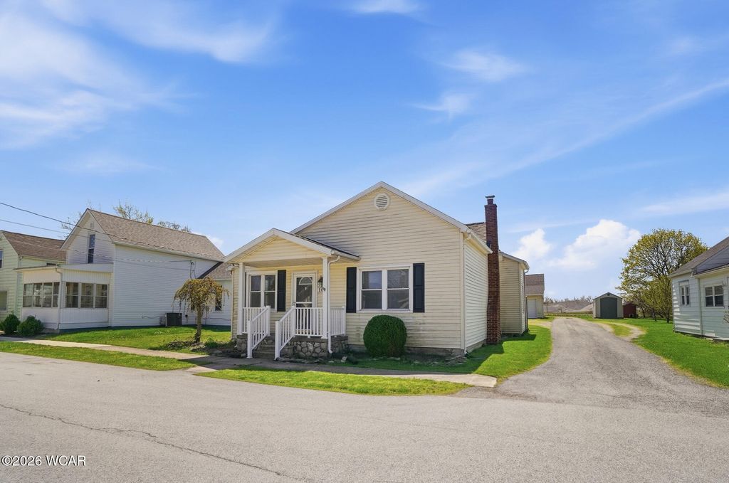 Photo of 105 W Water Street, Buckland, OH 45819 (MLS # 309764)