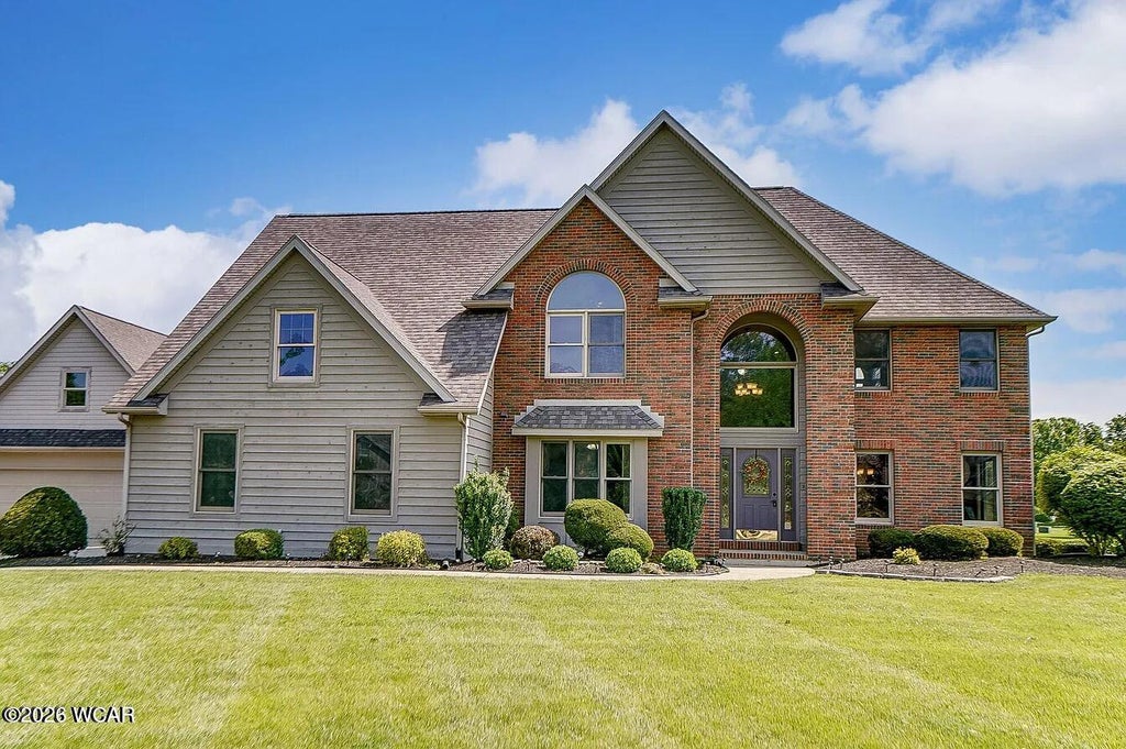 Photo of 4663 Meadow View Drive, Lima, OH 45805 (MLS # 310821)