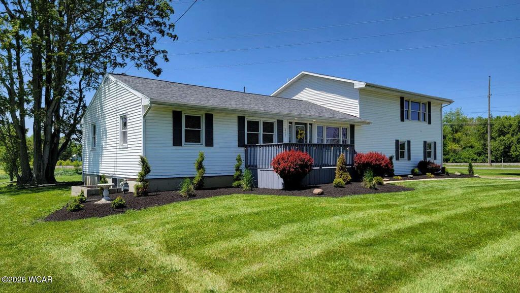 Photo of 3720 Beeler Road, Lima, OH 45806 (MLS # 310402)